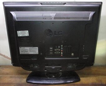 LCD televize 55 cm LG, 22 palců, nemá DVBT2 - 2