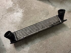 Chladič plnicího vzduchu BMW M47 - 2