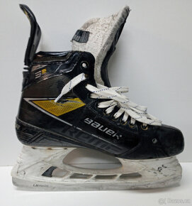 Brusle Bauer Supreme 3S PRO SR 9 - 2