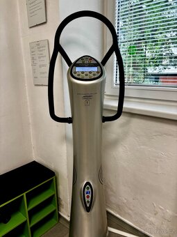 Power Plate - 2