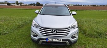 Hyundai Santa Fe Grand - 2