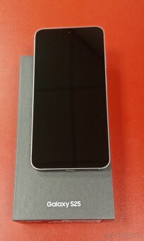 Samsung Galaxy S25 12GB/512GB záruka Alza 20 měsíců - 2