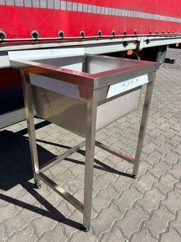 Nerezový dřez 60x60x85cm (dřez 48x45x30cm) - 2