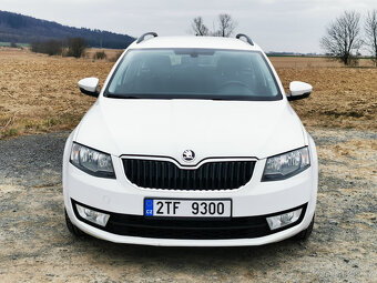 Škoda Octavia 1,6 TDi kombi kamera navi rozvody - 2