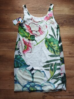 NOVÉ šaty Desigual vel. M - různé barvy - 2