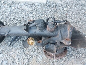 BMW e32,e34 těhlice - 2