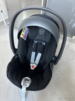 Autosedačka Cybex Cloud Z i-size Platinum Deep Black - 2