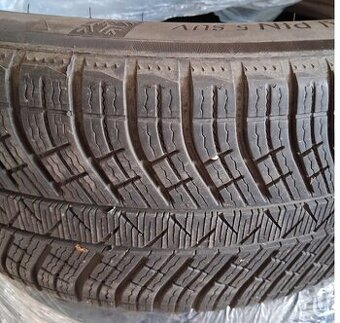 255/55/19 111 MICHELIN zimní - 2