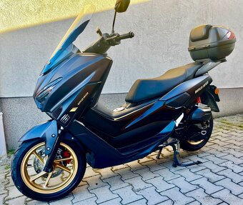 Buffler SM 125 R, 2025/4 , jen 4100 km, PLNÁ ZÁRUKA - 2