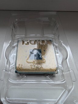 AMD RYZEN 7 2700X - 2