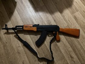 Airsoft AK-47 - 2