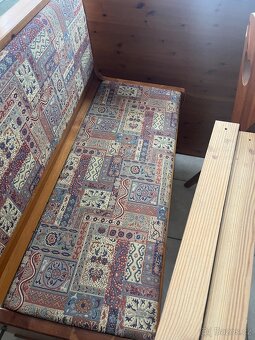 Kuchyňská rohová sestava, stůl a  4 židle - 2