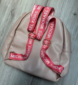 Béžový batůžek Michael Kors - 2