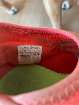 Kopačky Adidas vel 35,5 na dohrání - 2
