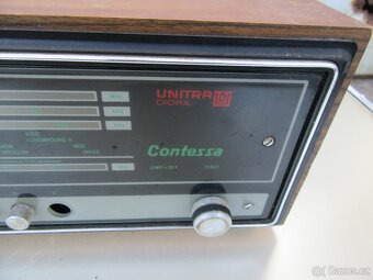 Nabízím stare radio Unitra Contessa. Nefunkční. Chybí jedno - 2