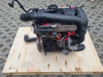 Motor 2,0 tdi 103kw Typ BKD kompletní motor - 2