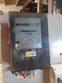 Třífazový elektroměr - 2