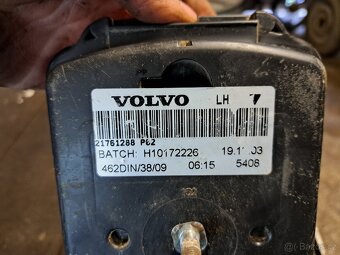 Zadni světla Volvo FM - 2