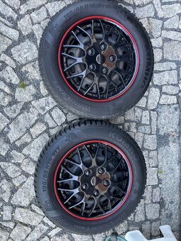 Plech kola 5x114,3 s pneu zimní 195/65/15 - 2