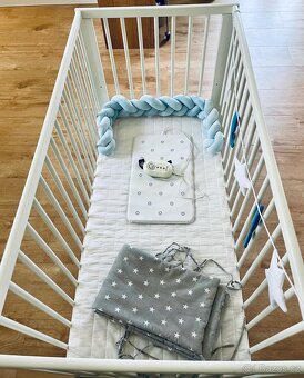 Postýlka IKEA GULLIVER + matrace, monitor – 1000 Kč - 2