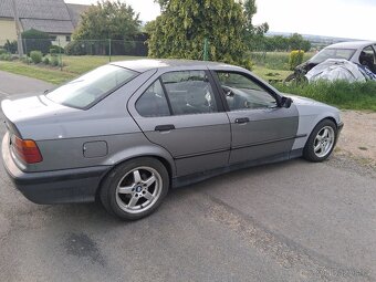 BMW e36 320i R6 110kw manuál - 2