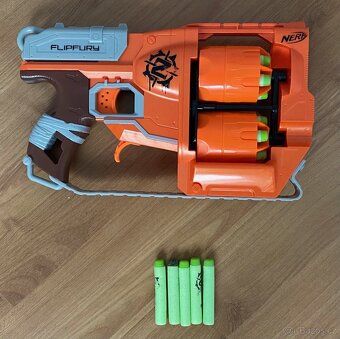 Nerf pistole Zombie strike + 5 nábojů NAVÍC - 2