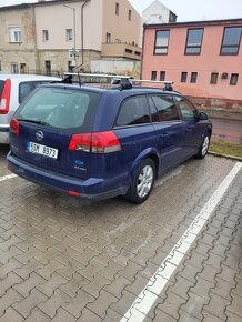 Opel VECTRA kombi rok 2005 1.9 TDI nafta - 2