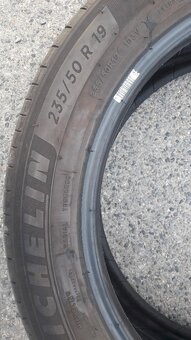 Letní 4x 235/50 R19 103V Michelin Primacy 4, DOT 1HCNM030X - 2