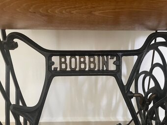 Šicí stroj BOBBIN - 2
