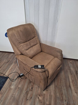 elektrické polohovací křeslo - 2