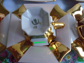 Růžový porcelán H&C zlacené šapó. - 2