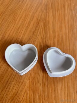 Starožitná dózička srdíčko Made in GDR - 2