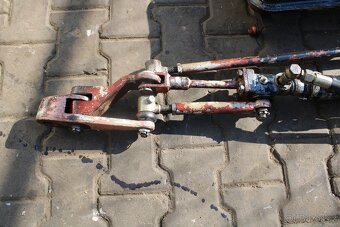 Zetor 6911 posilovač řízení - 2