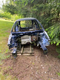 Kastle Škoda Octavia 1 - 2