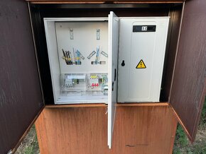 CORTEN elektroměrový rozvaděč - 2