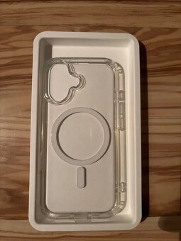 Zadní kryt na iPhone 17 s MagSafe - 2