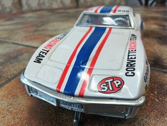 Auto, které nespadne - 2