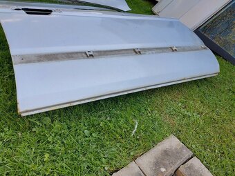 BMW e32 plechařina - 2