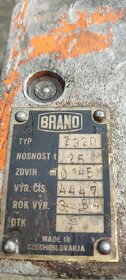 Hydraulický zvedak Brano 25 t. - 2