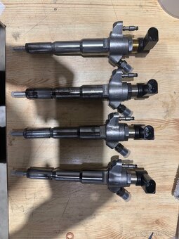 Vstřikovače Continental 166000372R - 2