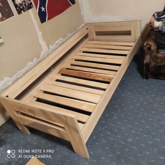 Postel dřevěná - 2