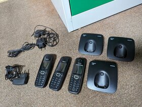 Bezdrátové telefony, 4 kusy Gigaset C59, základny+adaptery - 2