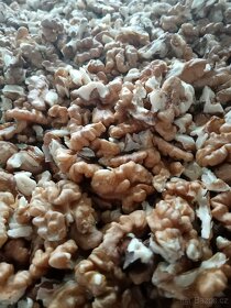Vlašské ořechy loupané - 2