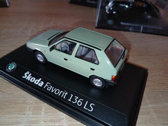 Skoda favorit 1:43 deagostini - 2