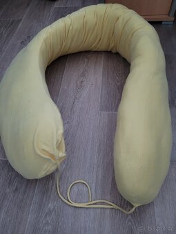 Těhotenský a kojící polštář - 2