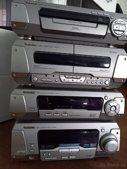 Stereo věž Technical model No. SL- EH550 - 2