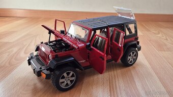 Bruder Jeep Wrangler Rubicon - 2