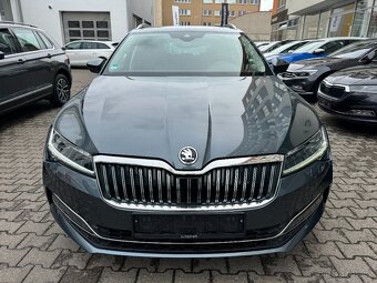 Škoda Superb 3 2.0 TDI 110kW DSG L&K Webasto Panorama CANTON - 2