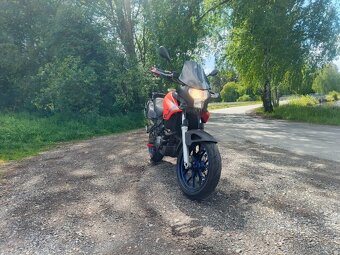 Aprilia Pegaso 650 Strada / 2005 / A2 35kw - 2