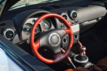 AUDI TT 1,8 T cabrio r.v. 2000 najeto 119 000km - 2